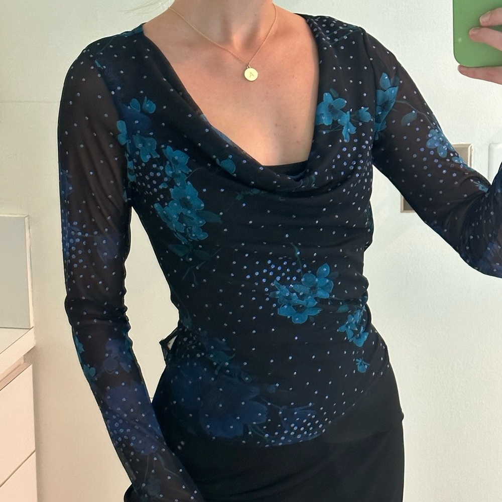 Vintage Le Chateau long sleeve top